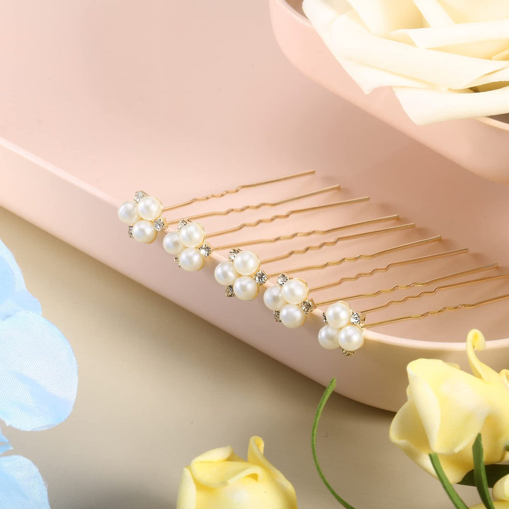 WILLBOND rose gold pearl hair pin worn to complete bridesmaids’ looks