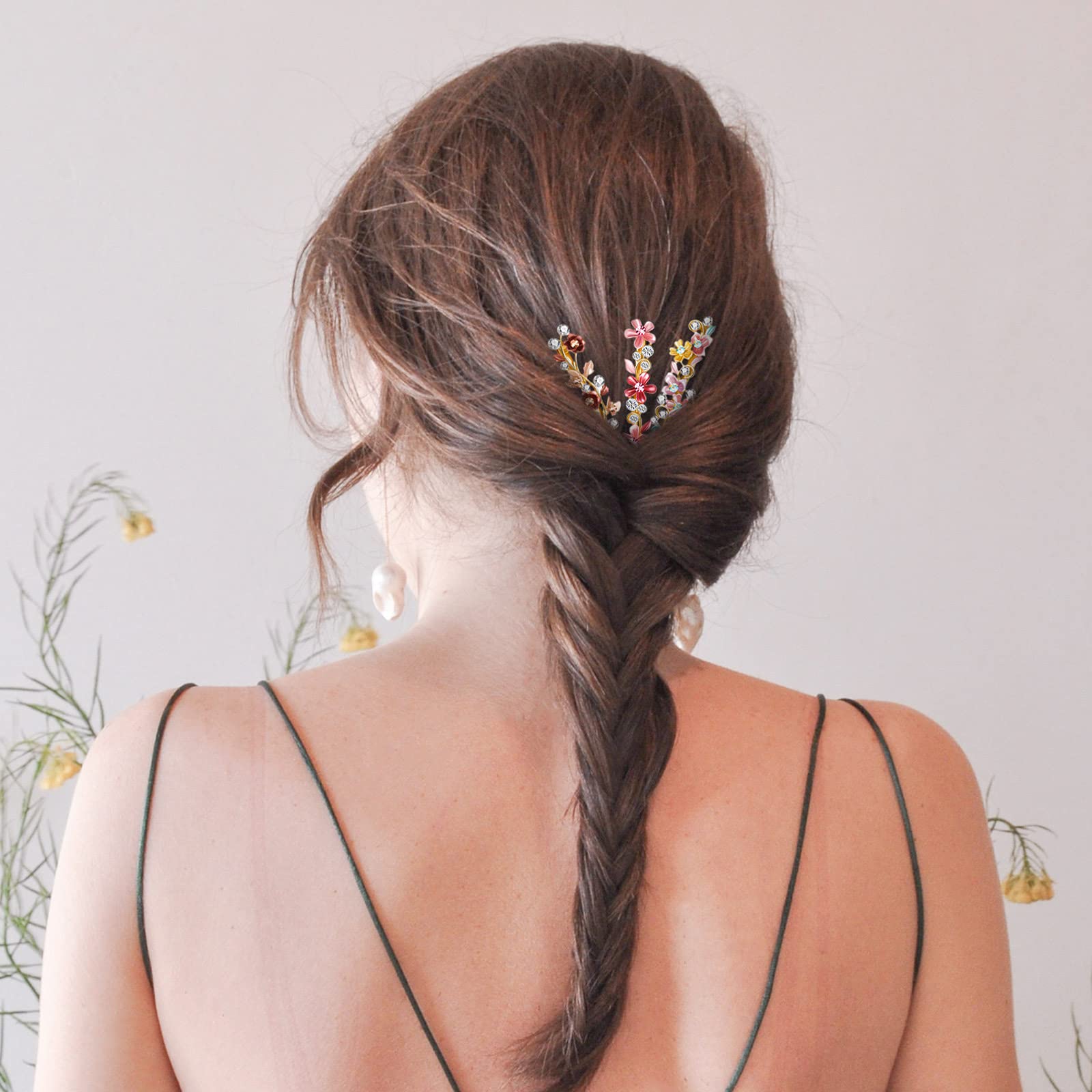 WILLBOND wedding party hair accessory for elegant styling on special occasions.
