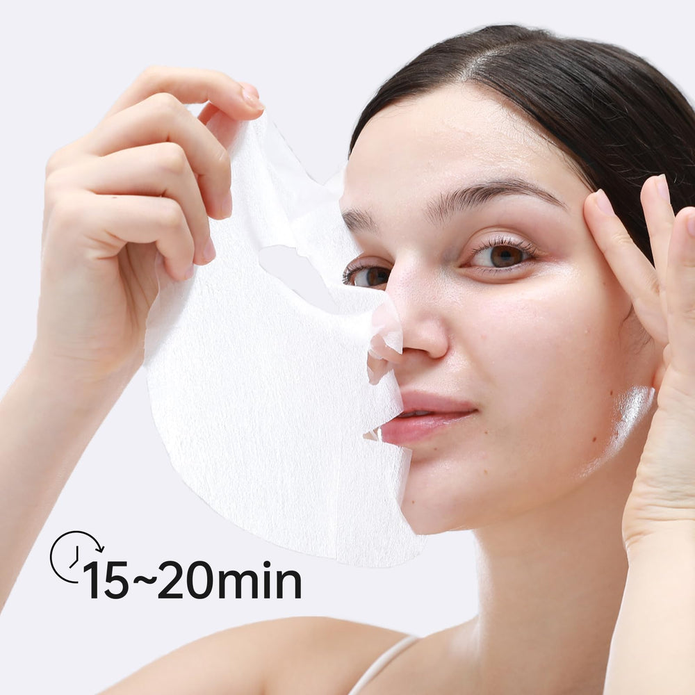 +WIS+ Hyaluronic Acid Face Mask for dry skin promotes a refreshed look.