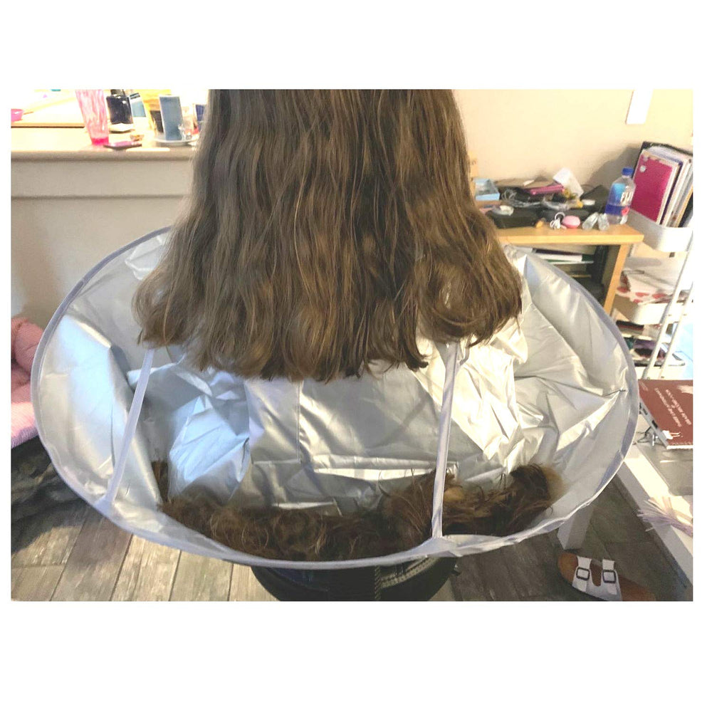 Wsevinn cape includes black hair comb for tidy styling sessions