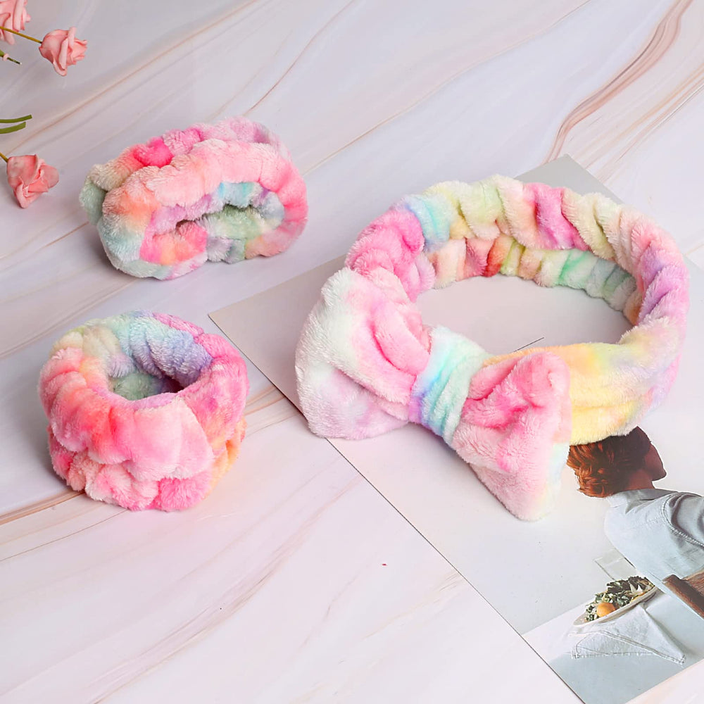 WSYUB fluffy headband set keeps hair protected during showers and makeup.