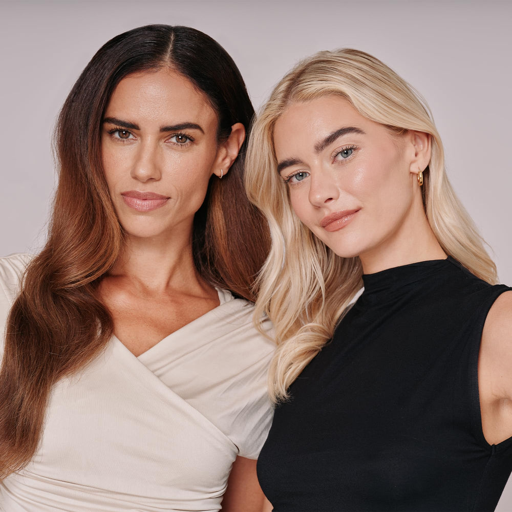 WUNDERBROW brow powder suitable for hairline enhancement and root touch-ups.