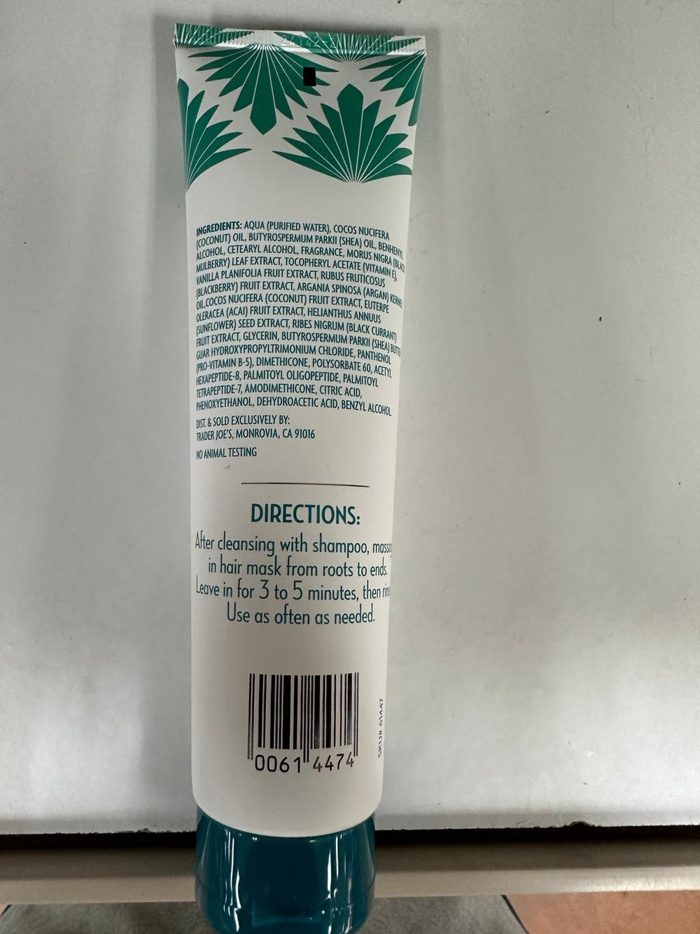 xHoob Trader Joe's Shea Butter & Coconut Oil Hair Mask jar back reveals a creamy formula for detangling