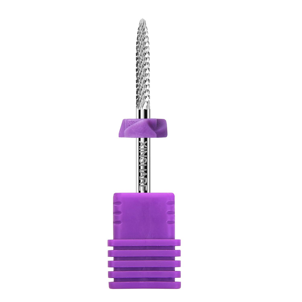 Xinshare under-nail cleaner in action for safe nail prep