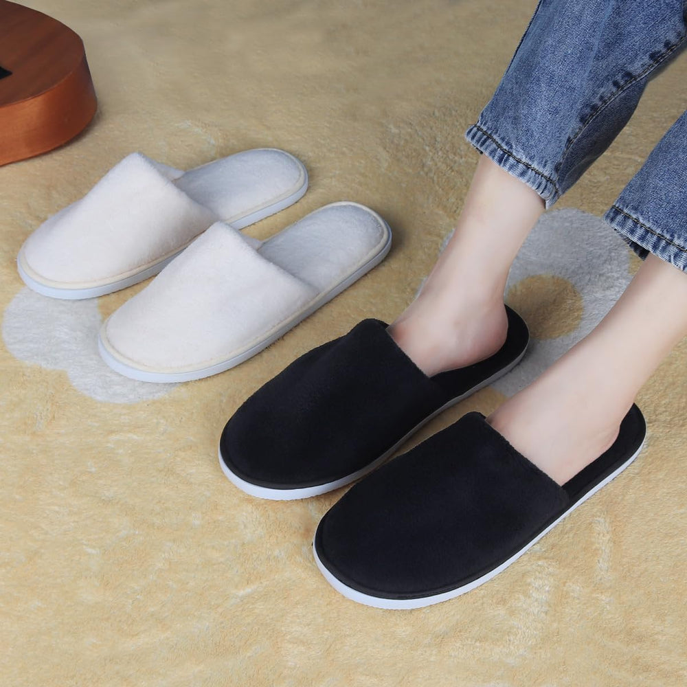 Yeios 130gsm lining adds warmth against bare feet.