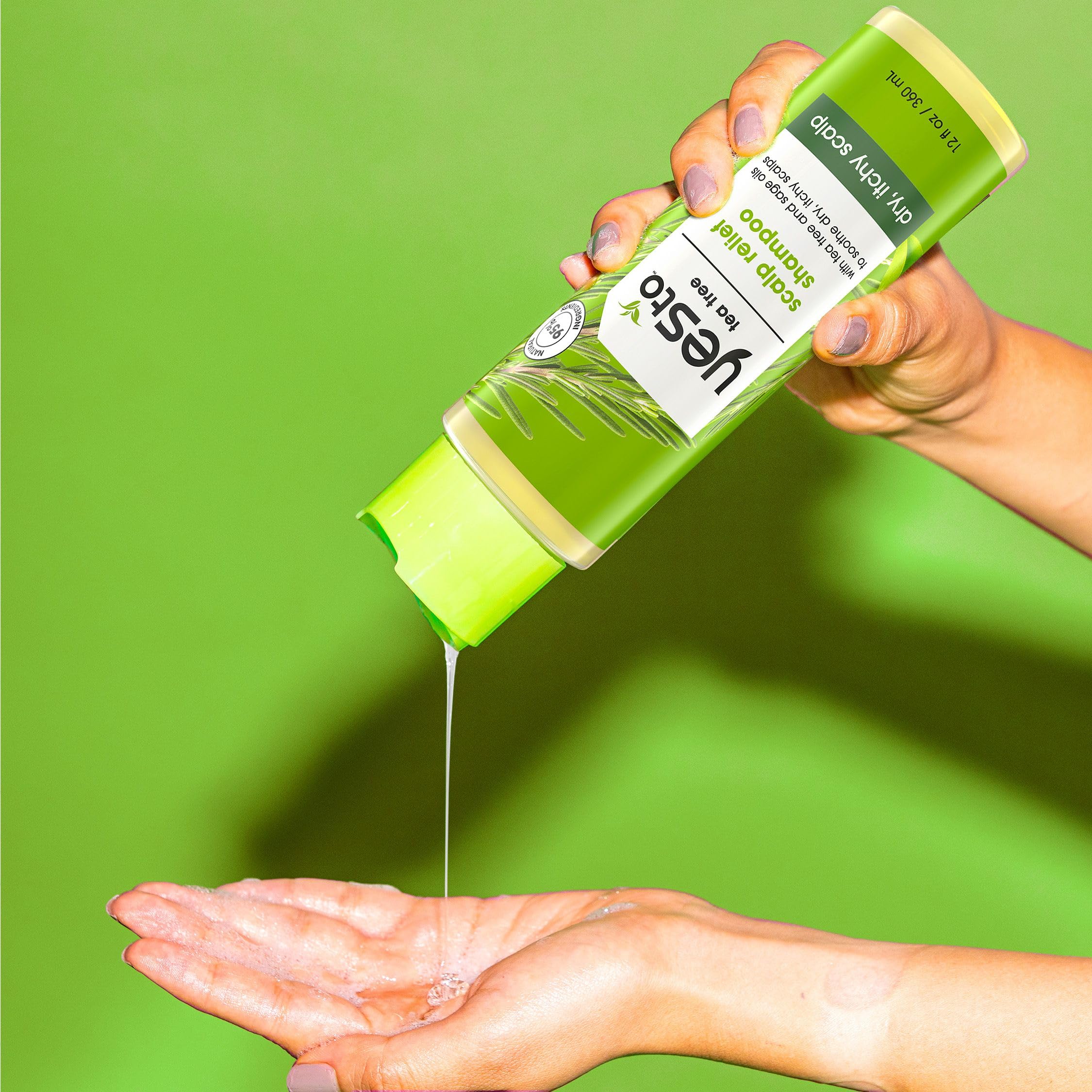 Yes To Tea Tree dandruff cleansing action demonstrates effective scalp refreshment