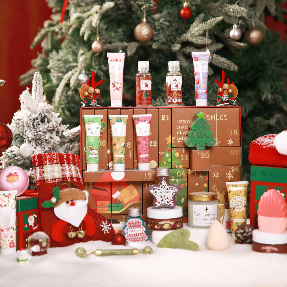 YFFSHLCS Advent Calendar 2025 gift box highlights skincare and beauty surprises.