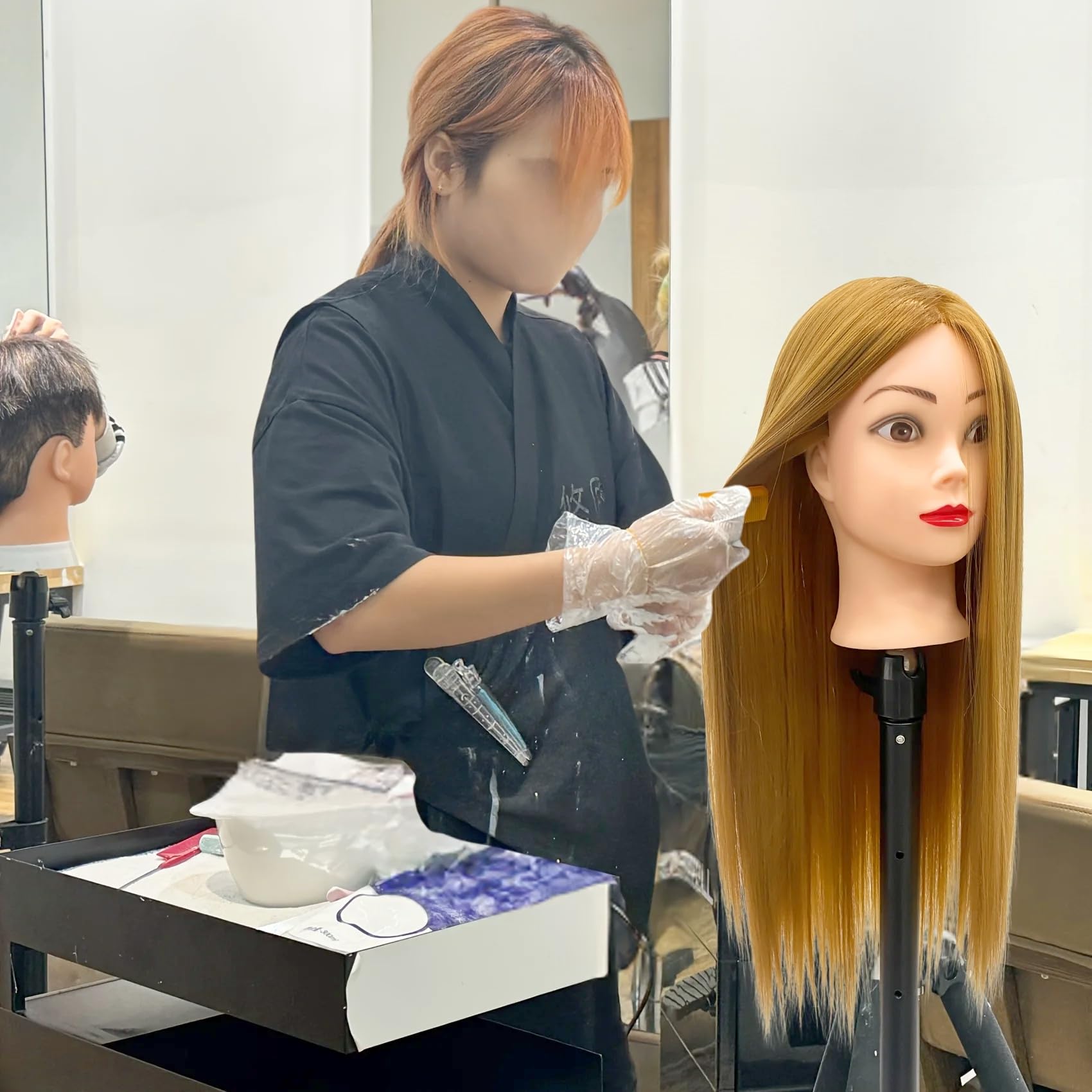 yiifiulyn lightweight mannequin head for beginners and group practice sessions