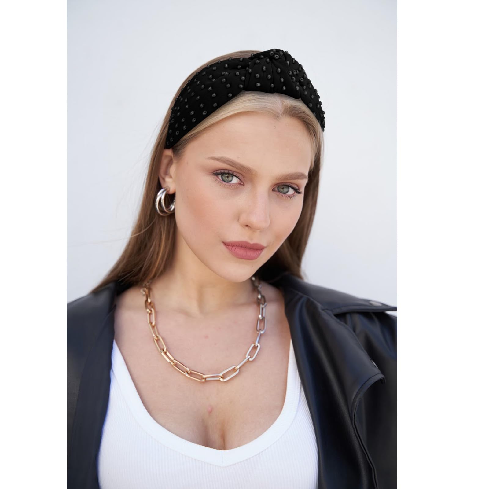 YISSION pearl-knotted-headband worn-look demonstrates versatile daily wear and gentle stretch