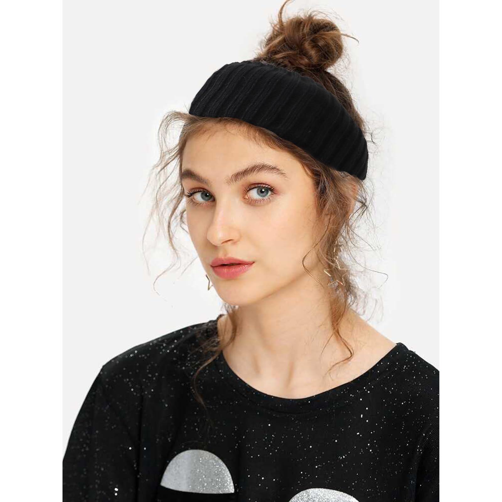 YISSION soft ear warmer headband highlights comfortable warmth for chilly commutes.
