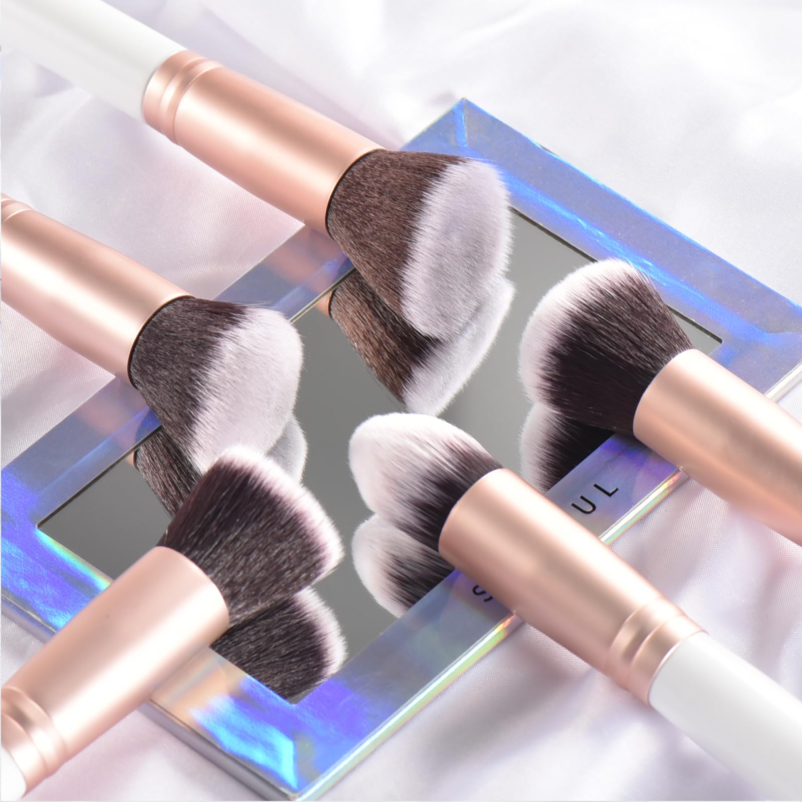 YJ-Anyue brush set with white and gold design complements vanity routines