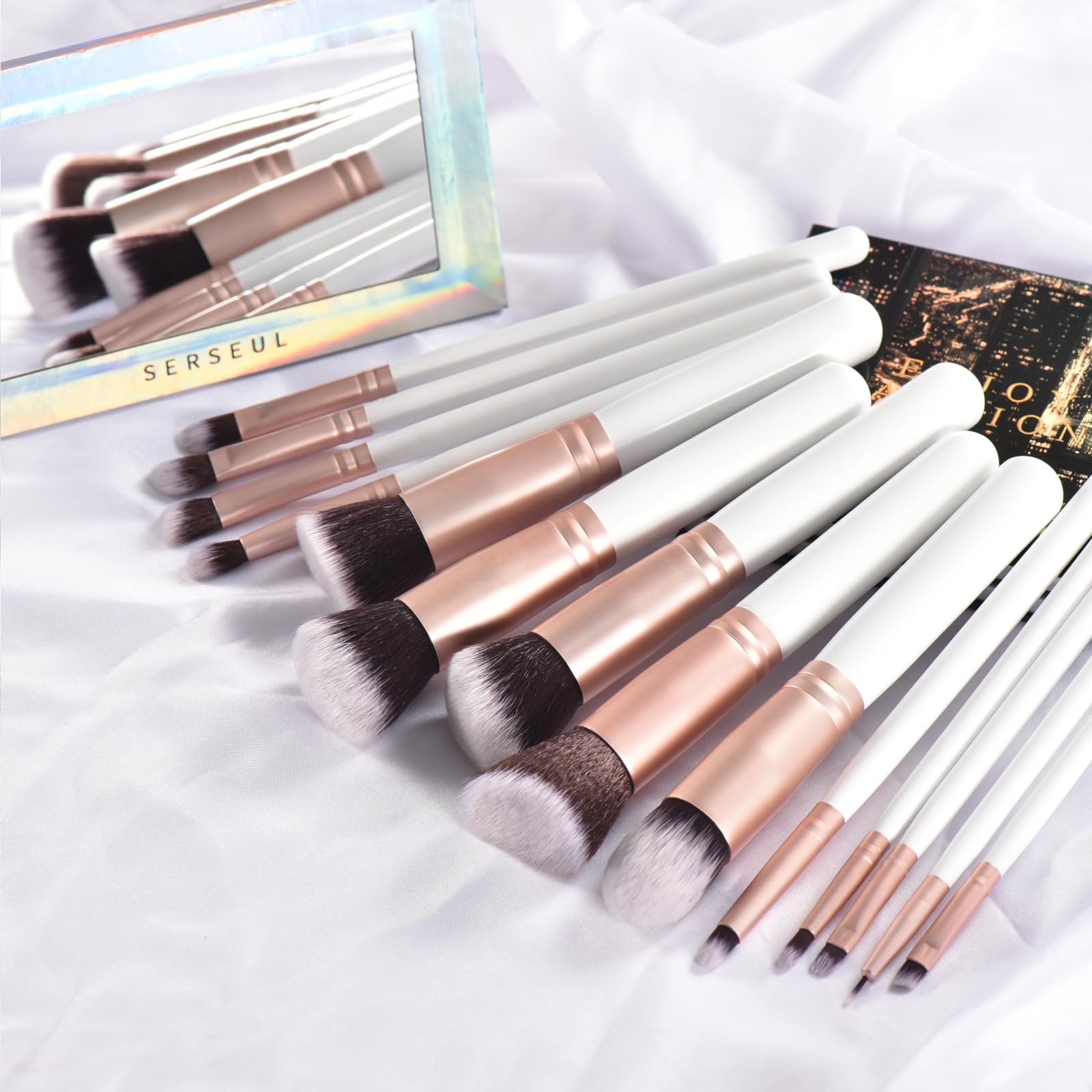 YJ-Anyue eyebrow brush and spoolie for shaping and grooming