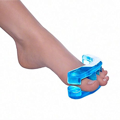YogaToes Classic in-use on foot demonstrates gentle toe spread for foot relaxation after activities.