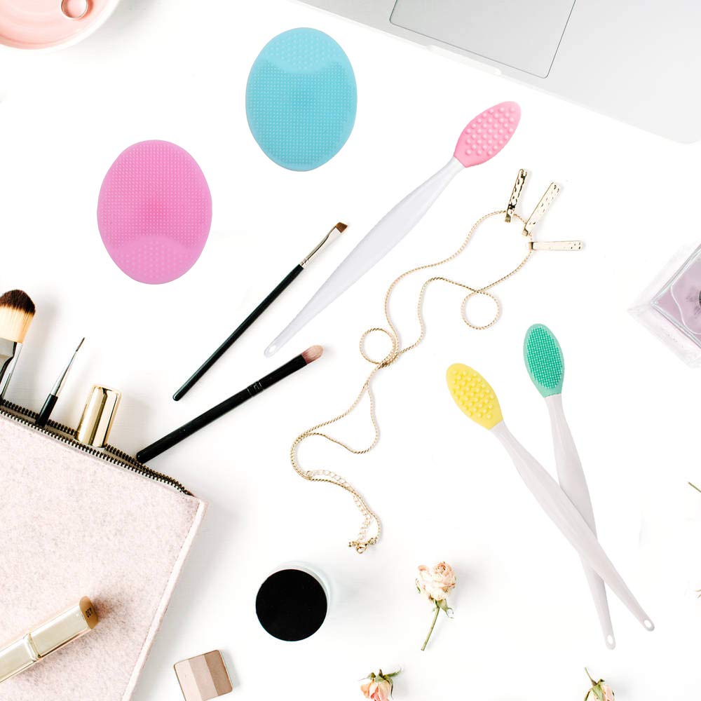Yoizyfree lip exfoliator brush features different sizes for precise lip care.