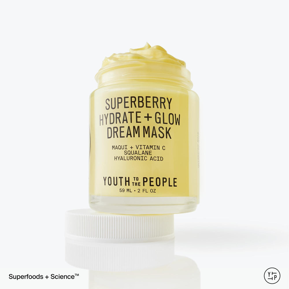 Youth To The People Superberry Dream Mask antioxidant berry blend supports calm and even tone.