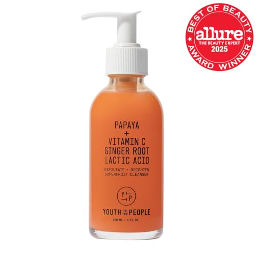 Youth To The People Superfruit Cleanser cap close-up highlighting clean packaging for gentle cleansing.