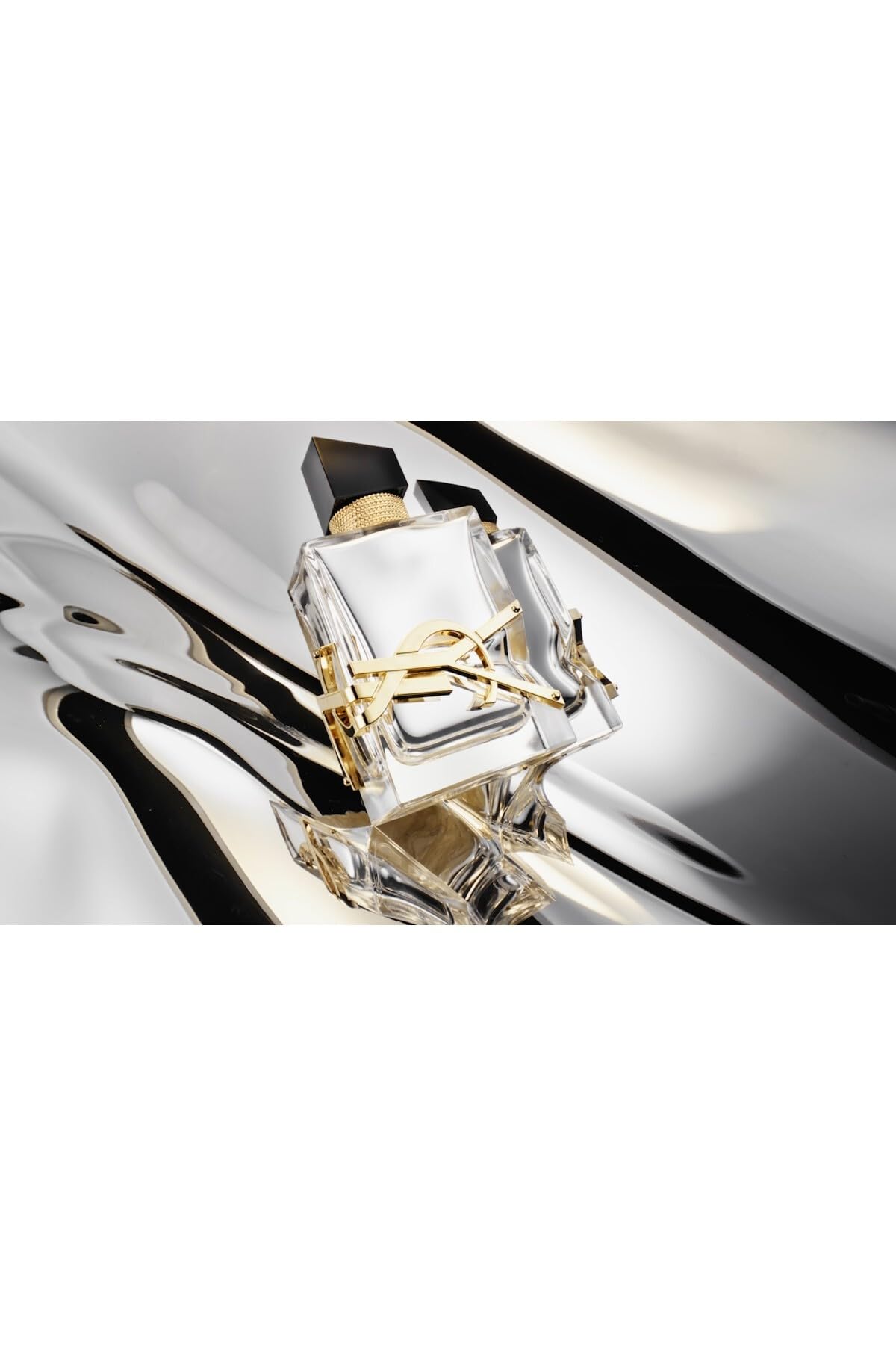 Yves Saint Laurent Libre LAbsolu Platine packaging display emphasizing gift-ready presentation.