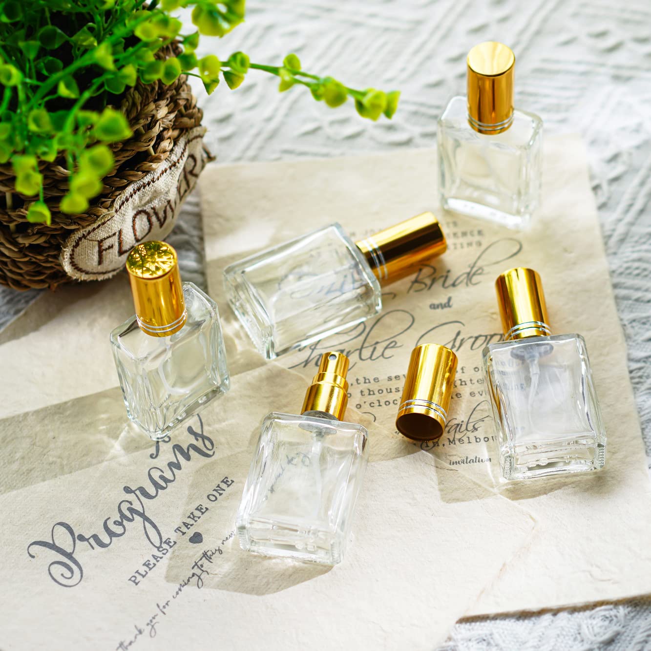 YU FENG reusable glass bottles promote sustainable routines and reduce waste.