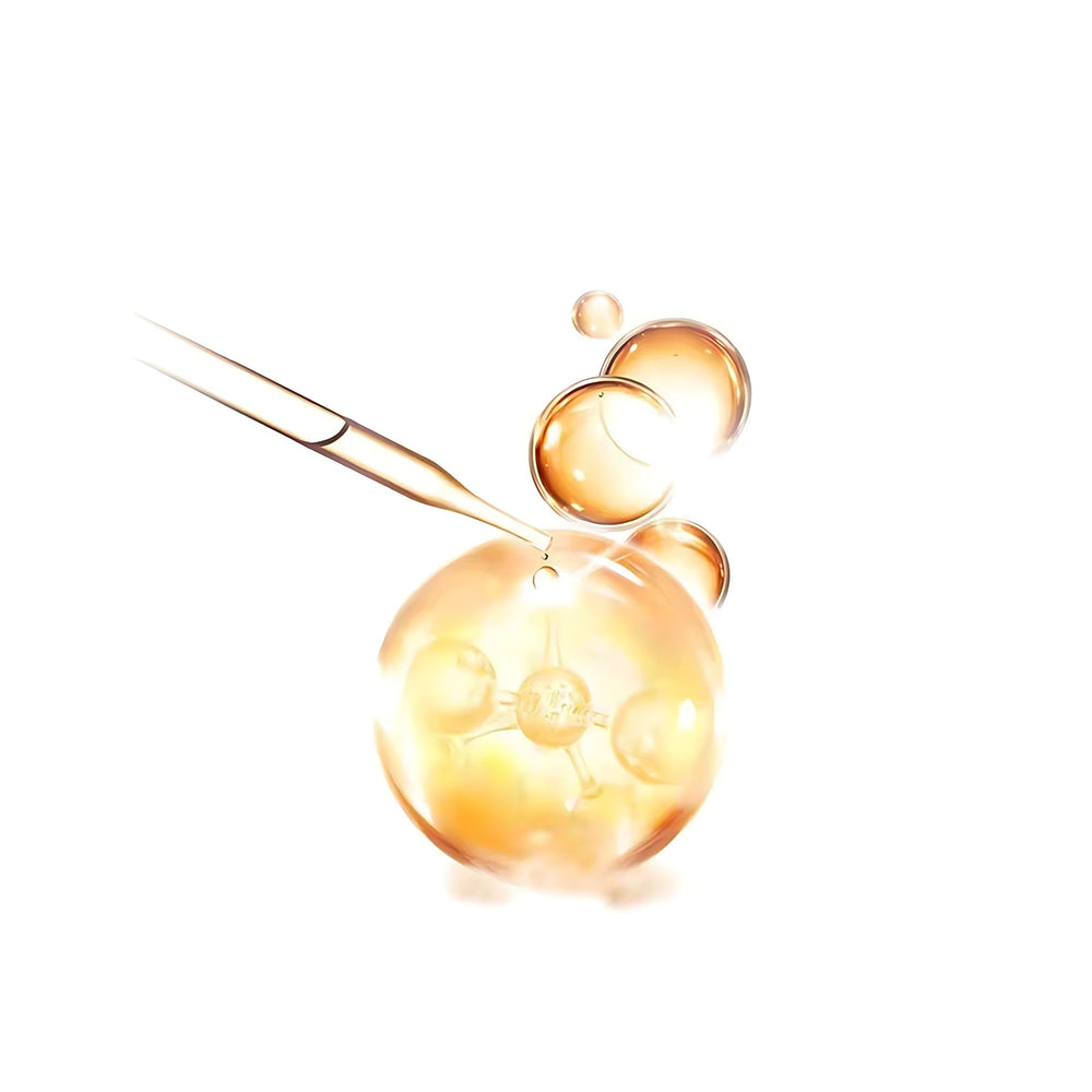 Yuanyuuo Face Serum dropper applies product for gentle hydration.