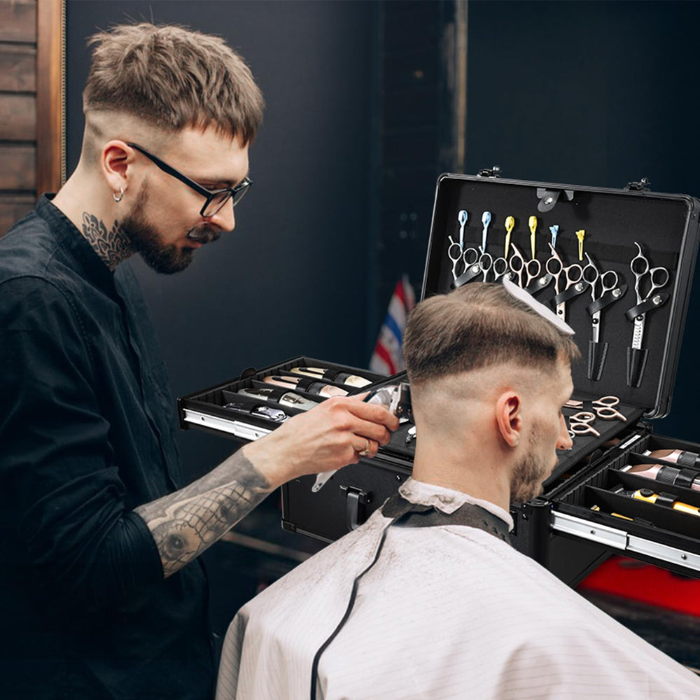 Yueieoun barber case travel-ready design supports on-the-go barber setups.