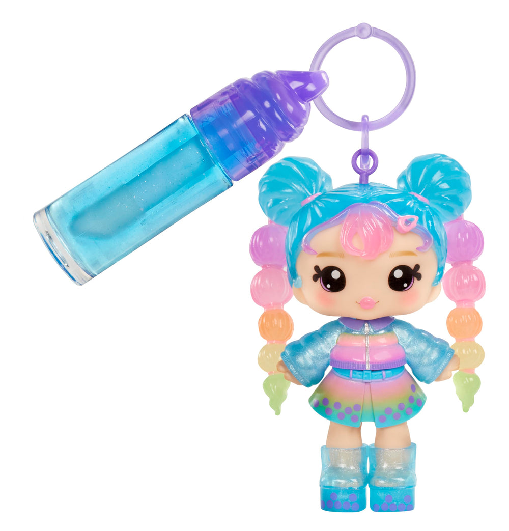 Yummiland articulated doll poses easily for expressive storytelling and pretend adventures.
