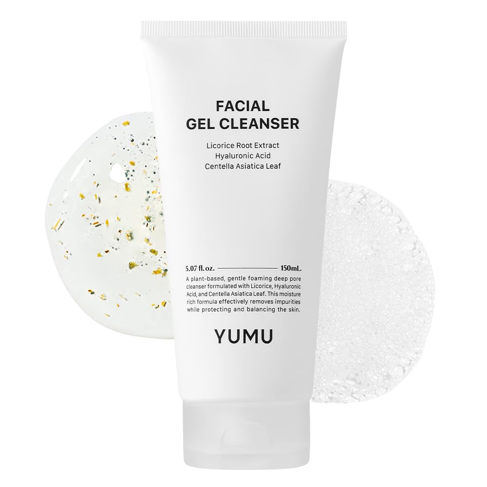 YUMU Licorice Deep Pore Cleanser bottle front emphasizes gentle cleansing and hydration.