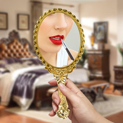 YUSONG vintage handheld mirror with sturdy grip supports effortless touch-ups.