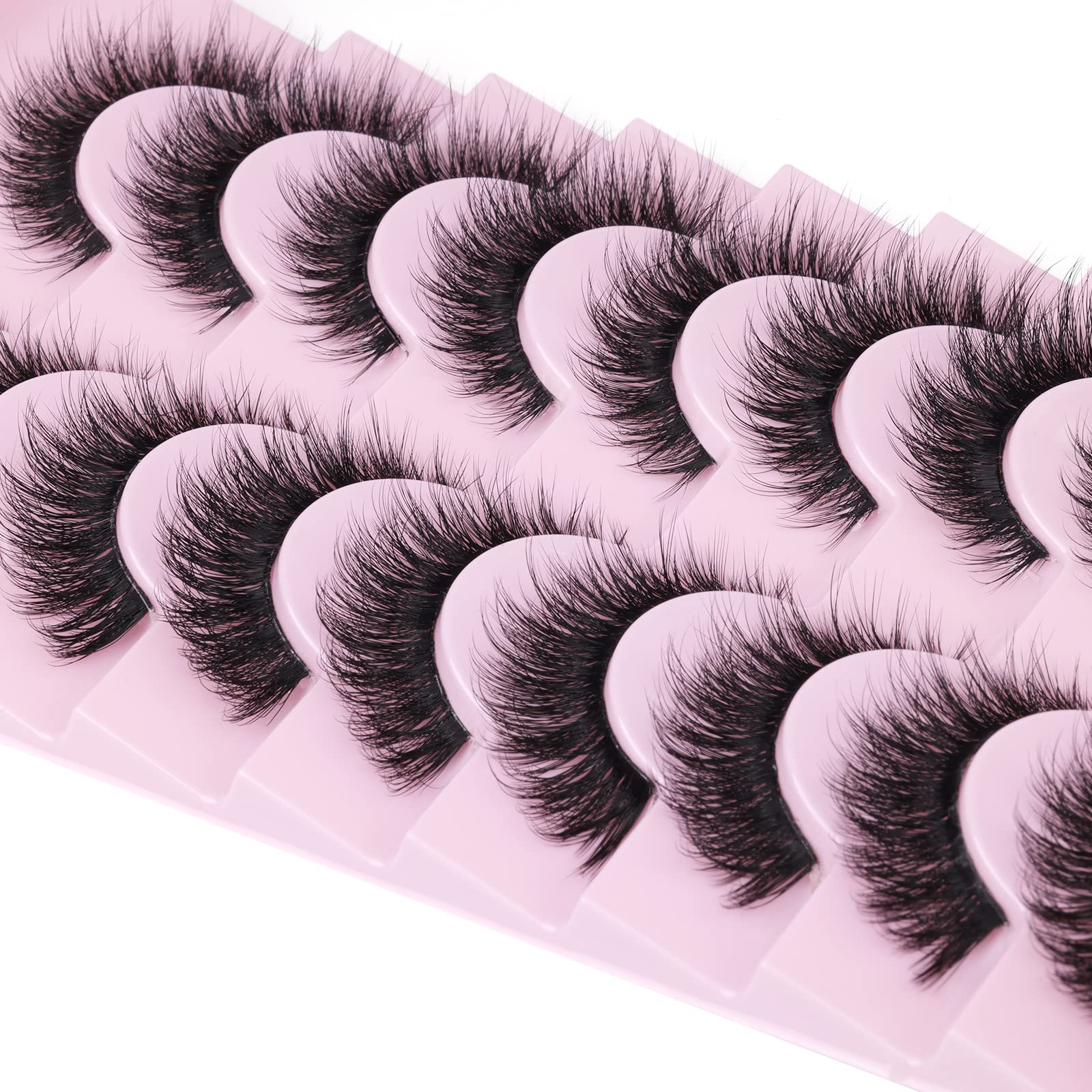 zanlufly packaged lashes ready to apply for quick glam boosts.