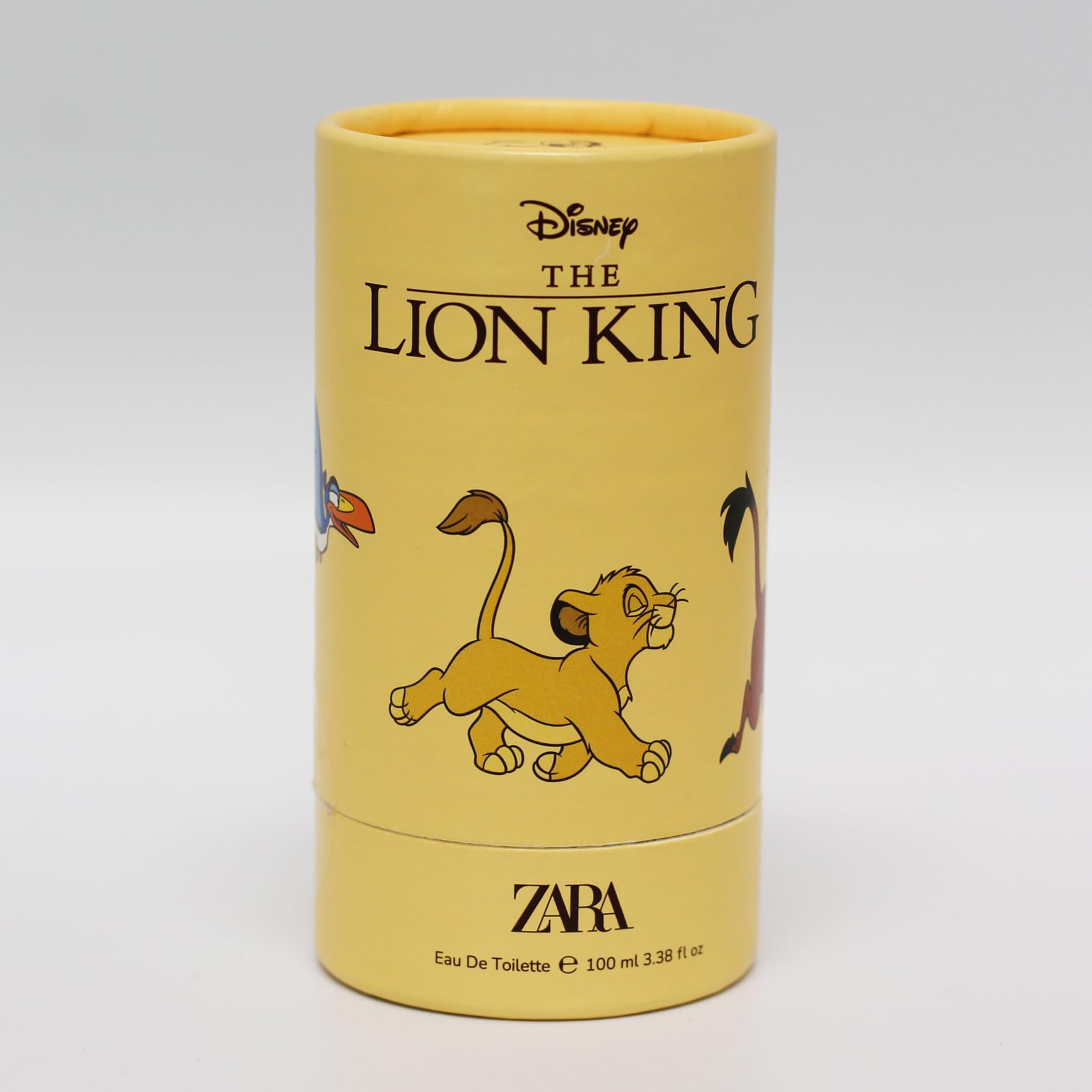 Zara The Lion King kids perfume flacon closeup highlighting cedar notes and a playful scent