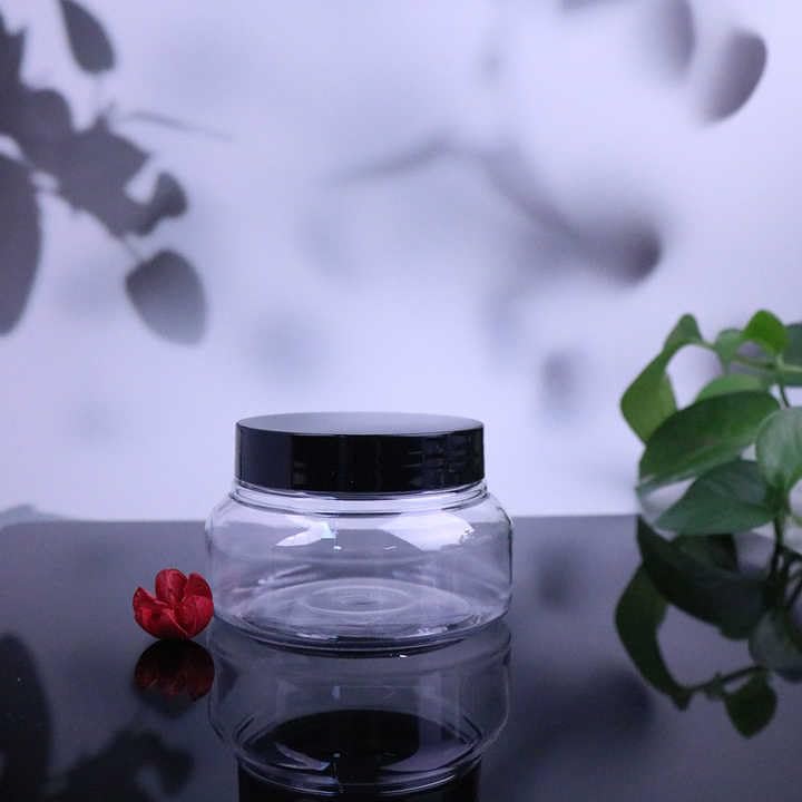 Zentriqlla clear body container for quick content identification.