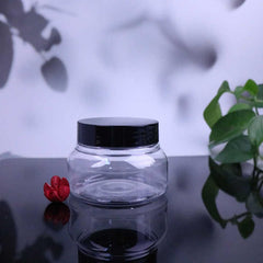 Zentriqlla clear PET jars with black lids ideal for travel storage.