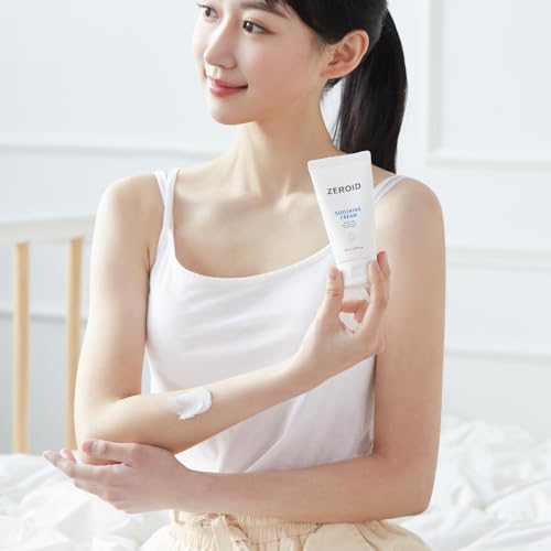 ZEROID soothing cream texture close-up shows lightweight, non-greasy formula.