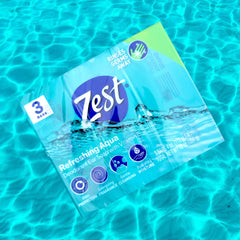Zest Refreshing Aqua Bars lather image highlights a light scent and odor protection.