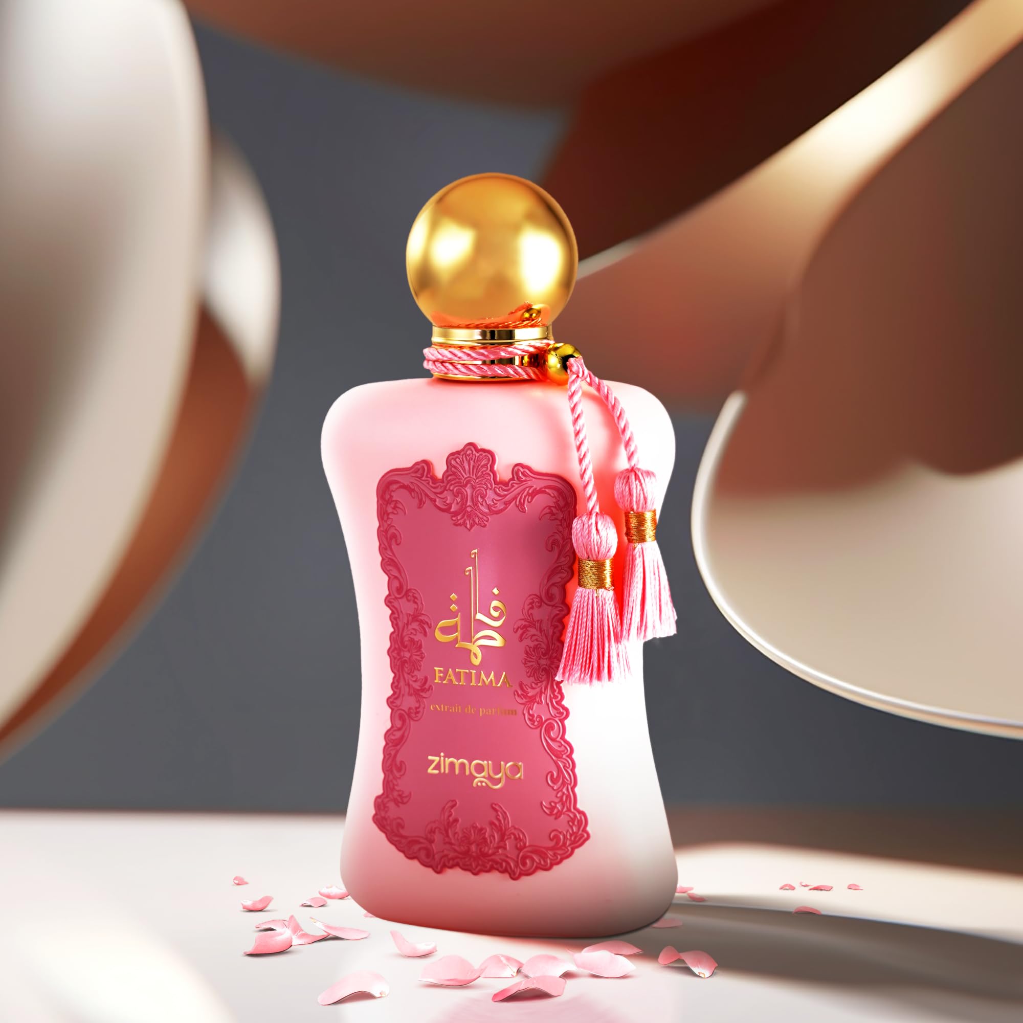 Zimaya Fatima Pink Pour Femme bottle close-up highlighting luxurious scent.