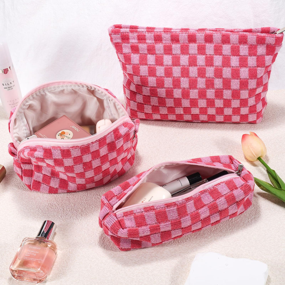 ZLFSRQ lightweight cosmetic organizer fits inside larger bags without adding bulk.