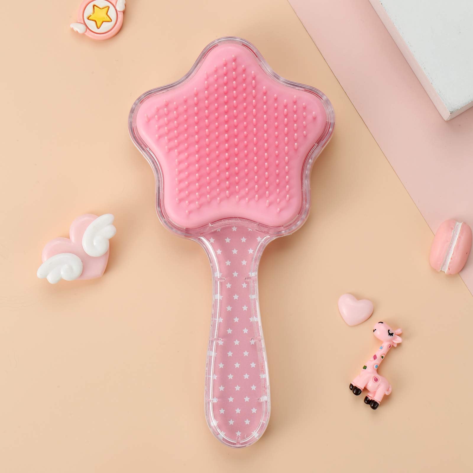 Zou.Rena glitter butterfly on brush adds playful shimmer while brushing.