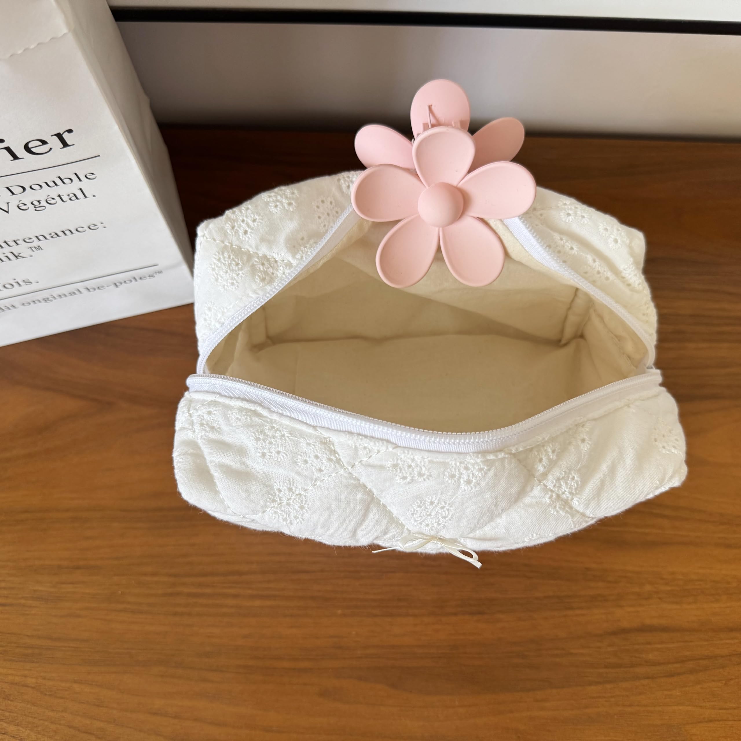 ZUNUONUO makeup bag size-specs 20x12cm supports organizing travel must-haves.